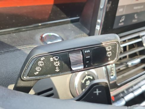 Used 2018 Lincoln Navigator Reserve AWD/4WD image 27