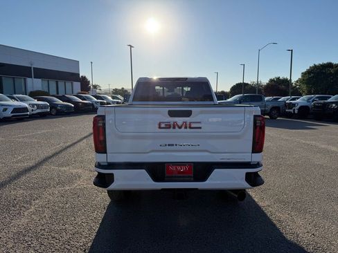 New 2026 GMC Sierra 3500 Denali w/ Denali Reserve Package image 6