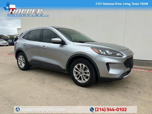 Used 2021 Ford Escape SE FWD image 1