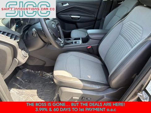 Used 2018 Ford Escape SE w/ SE Sport Appearance Package FWD image 14
