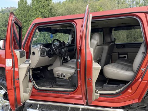 Used 2003 HUMMER H2 w/ Preferred Equipment Group AWD/4WD image 29