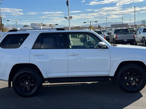 Used 2021 Toyota 4Runner SR5 Premium w/ Moonroof Package image 4
