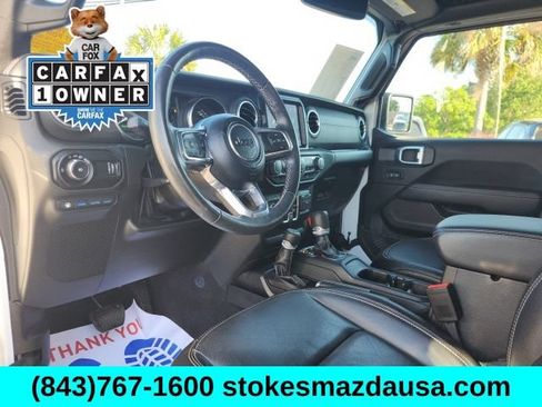 Used 2023 Jeep Wrangler Unlimited Sahara w/ Cold Weather Group AWD/4WD image 6