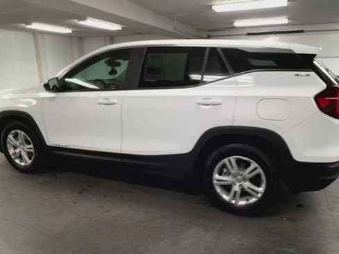 Certified 2024 GMC Terrain SLE image 6