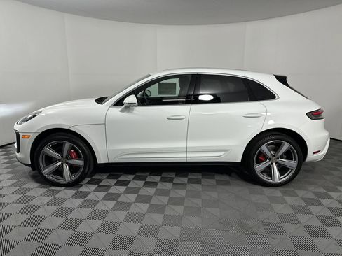 Certified 2025 Porsche Macan S image 2
