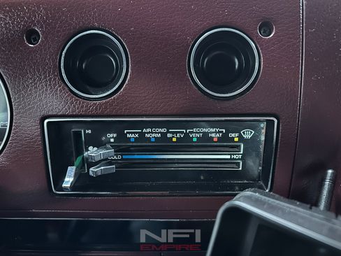 Used 1986 Chevrolet G20 image 29