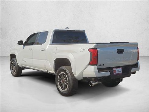 Certified 2025 Toyota Tacoma TRD Sport AWD/4WD image 8