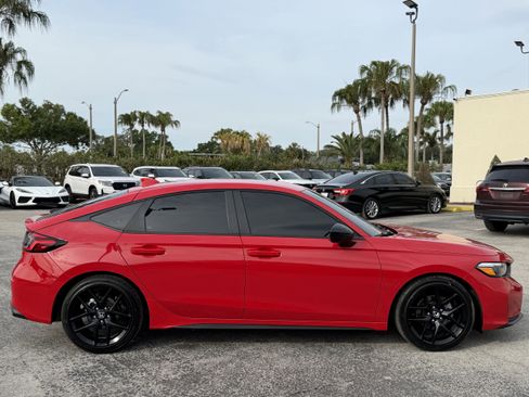Used 2026 Honda Civic Sport image 4