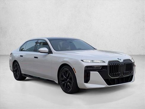 New 2026 BMW 760i xDrive AWD/4WD image 6