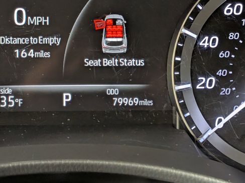 Used 2020 Toyota Highlander XLE image 26