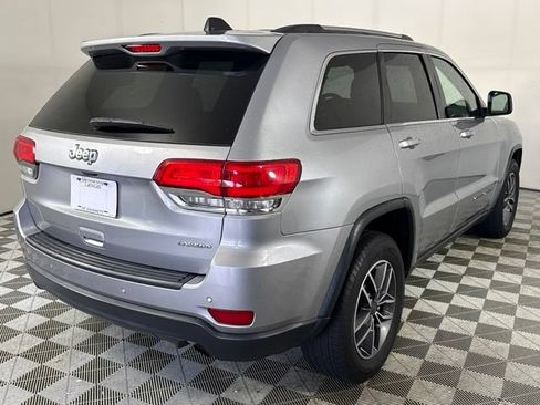 Used 2019 Jeep Grand Cherokee Laredo w/ Laredo X Package RWD image 8