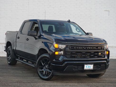 New 2025 Chevrolet Silverado 1500 Custom image 2