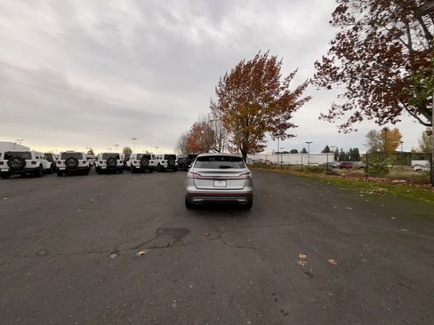 Used 2023 Lincoln Nautilus Reserve w/ Equipment Group 201A image 16