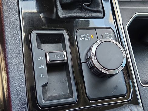 Used 2024 Toyota Tundra SR5 AWD/4WD image 16