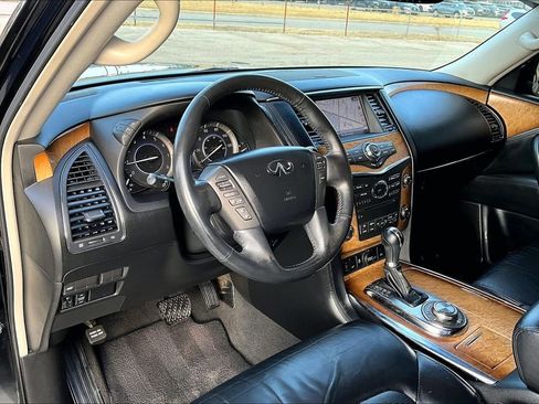 Used 2014 INFINITI QX80 4WD w/ Theater Package image 17