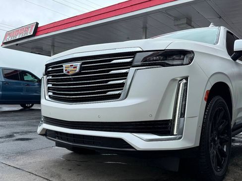 Used 2021 Cadillac Escalade Premium Luxury Platinum AWD/4WD image 15