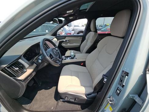 Used 2026 Volvo XC90 B6 Plus AWD/4WD image 5