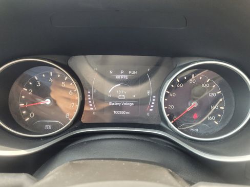 Used 2018 Jeep Compass Latitude image 23