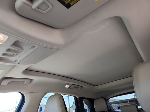Used 2020 Ford Escape SEL FWD image 16