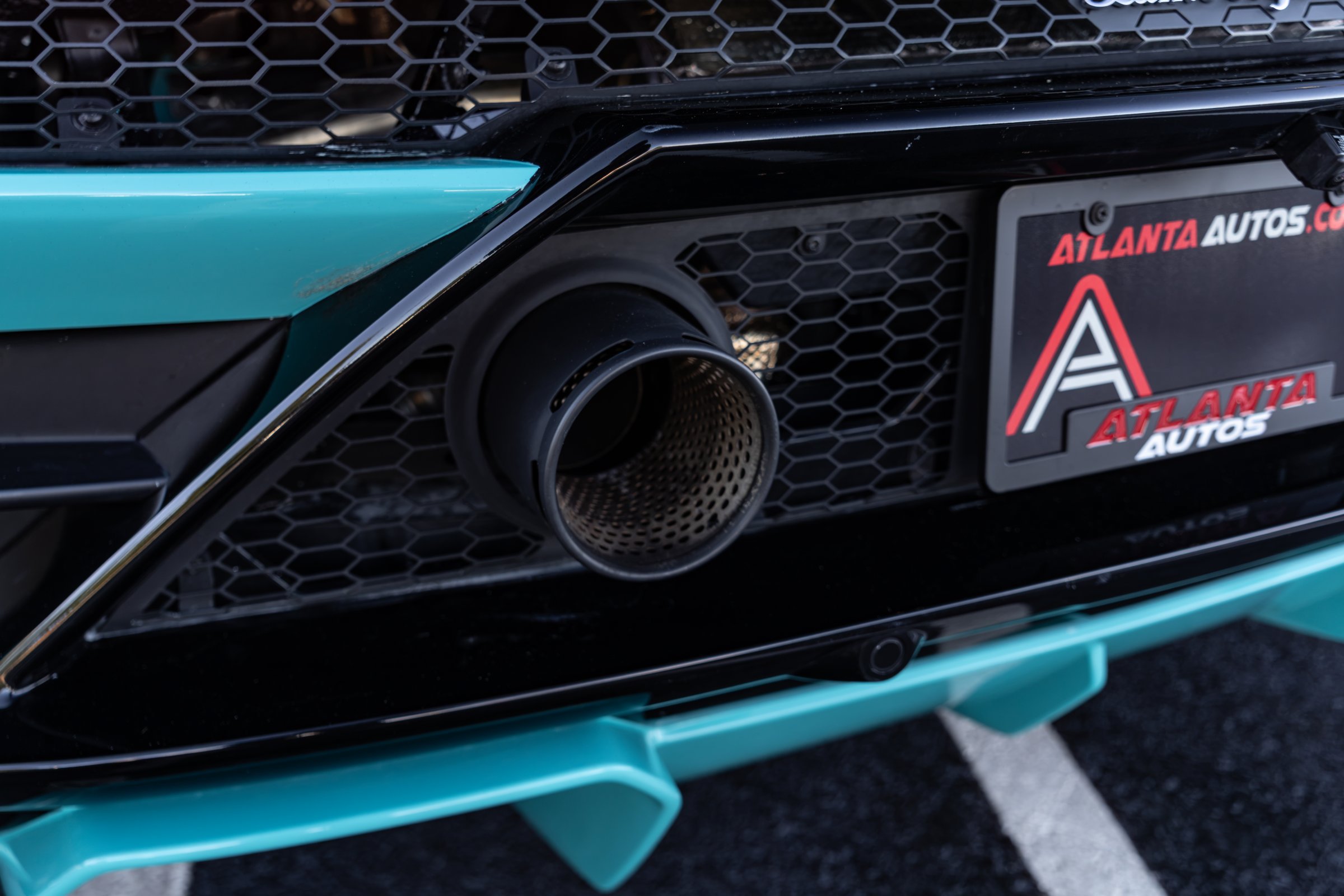 Used 2023 Lamborghini Huracan EVO RWD image 19