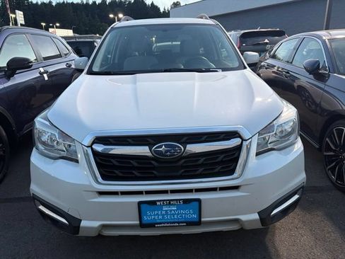 Used 2018 Subaru Forester 2.5i Premium w/ All-Weather Package AWD/4WD image 2