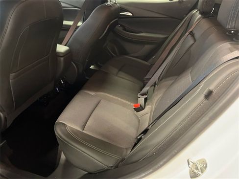 Used 2022 Buick Encore GX Select image 16