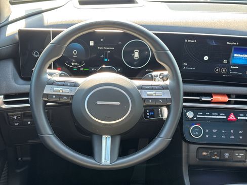 Certified 2025 Hyundai Tucson Limited image 24