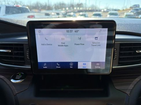 Used 2020 Ford Explorer Limited w/ Hybrid Equipment Group 310A image 32