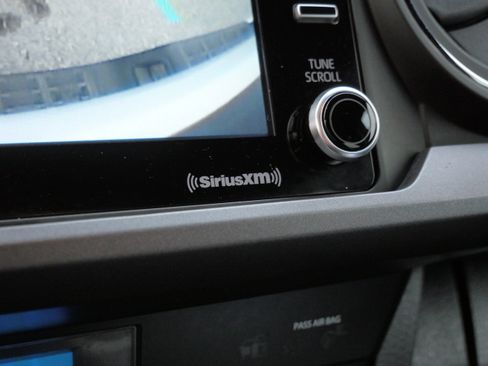 Certified 2022 Toyota Tacoma TRD Off-Road image 31