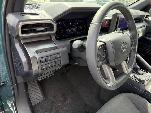 New 2026 Toyota 4Runner TRD Off-Road AWD/4WD image 28