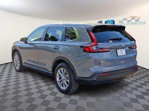 Used 2025 Honda CR-V EX-L image 4
