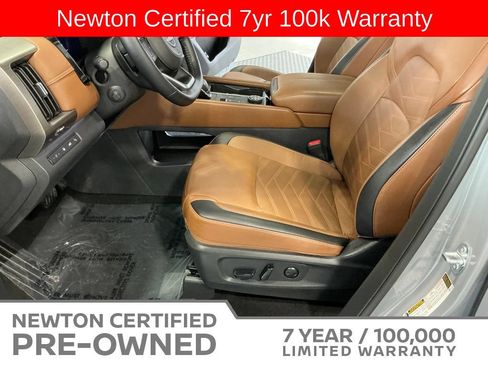 Used 2025 Nissan Pathfinder Platinum w/ Cargo Package AWD/4WD image 19