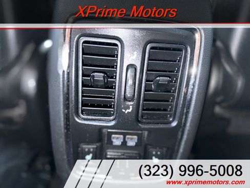 Used 2017 Jeep Grand Cherokee Trailhawk AWD/4WD image 28