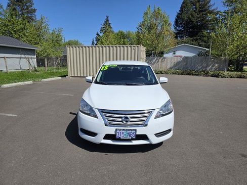 Used 2015 Nissan Sentra SV FWD image 3