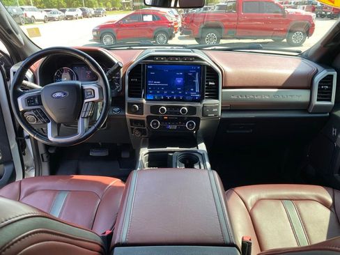Used 2022 Ford F450 Platinum w/ FX4 Off-Road Package AWD/4WD image 26