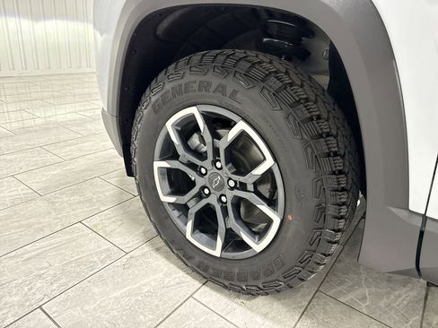 New 2026 Chevrolet Equinox ACTIV w/ Safety and Technology Package image 34