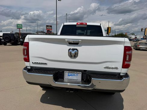Used 2019 RAM 2500 Laramie w/ Cold Weather Group AWD/4WD image 14