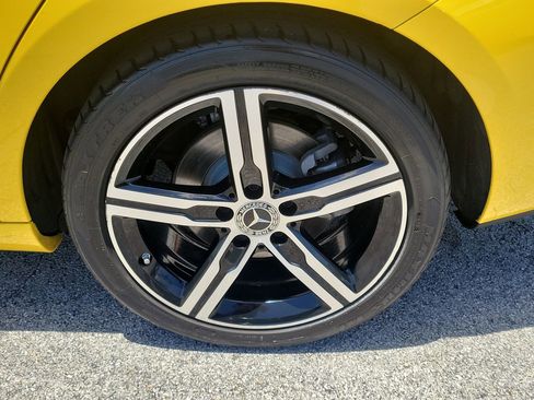 Certified 2022 Mercedes-Benz CLA 250 image 9