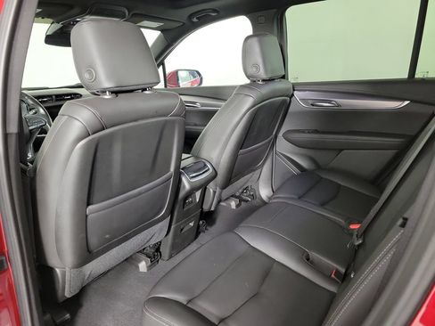 Certified 2024 Cadillac XT6 Luxury AWD/4WD image 14
