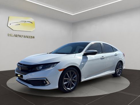 Used 2020 Honda Civic EX image 3