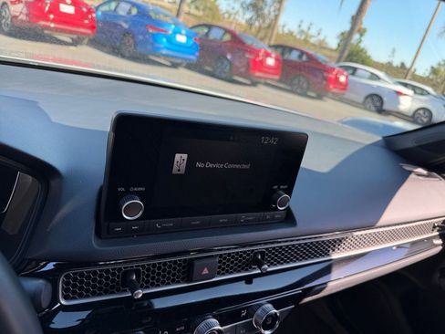 Used 2025 Honda Civic Sport image 21