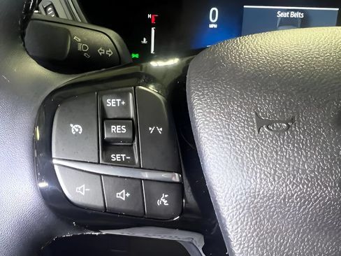 Used 2025 Ford Escape Active w/ Cold Weather Package FWD image 16