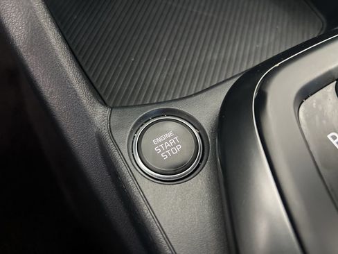 Used 2025 Kia K4 FWD image 15
