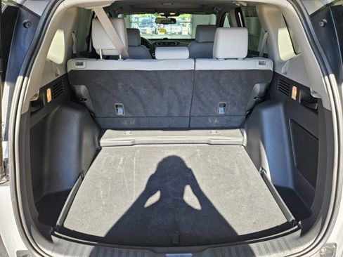Used 2021 Honda CR-V Touring image 10