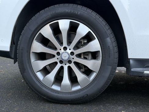 Used 2017 Mercedes-Benz GLS 450 4MATIC image 38