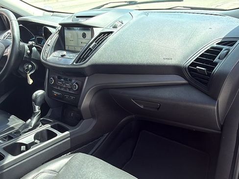 Used 2017 Ford Escape SE w/ SE Leather Comfort Package AWD/4WD image 42