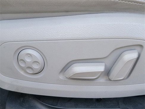 Used 2023 Audi A4 2.0T Premium Plus image 33