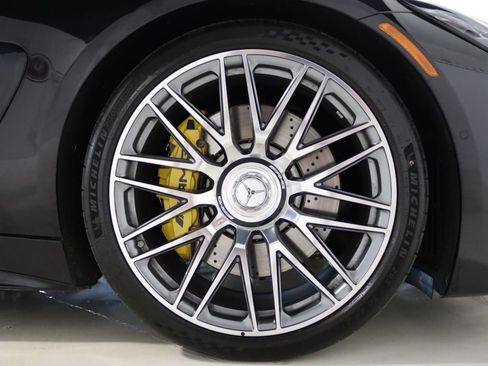 Used 2025 Mercedes-Benz AMG GT 63 image 97