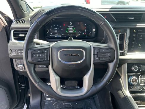 Used 2024 GMC Yukon Denali w/ Denali Reserve Package AWD/4WD image 23