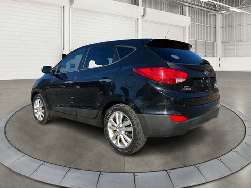 Used 2010 Hyundai Tucson Limited w/ Premium Pkg 4 image 5